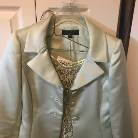 Tahari/Arthur S. Levine Petite Ceylon Green Skirt Suit